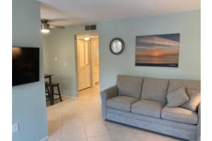 509 VENICE AVENUE, VENICE, FL 34285 Sold 06/05/24