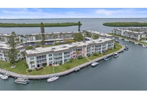 4400 EXETER DRIVE, LONGBOAT KEY, FL 34228 Sold 02/05/24