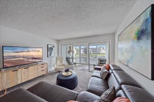 4400 EXETER DRIVE, LONGBOAT KEY, FL 34228 Sold 02/05/24