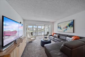 4400 EXETER DRIVE, LONGBOAT KEY, FL 34228 Sold 02/05/24