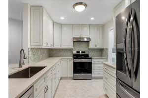 7197 WOOD CREEK DRIVE, SARASOTA, FL 34231 Sold 08/29/24