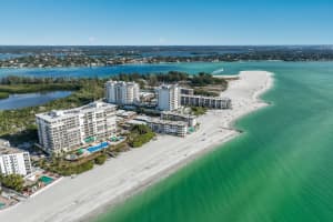1800 BENJAMIN FRANKLIN DRIVE, SARASOTA, FL 34236 Sold 04/19/24