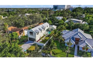 1886 BAHIA VISTA STREET, SARASOTA, FL 34239 Sold 03/28/24