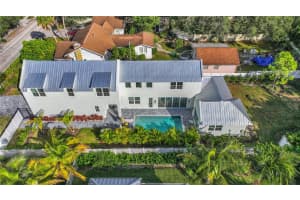 1886 BAHIA VISTA STREET, SARASOTA, FL 34239 Sold 03/28/24