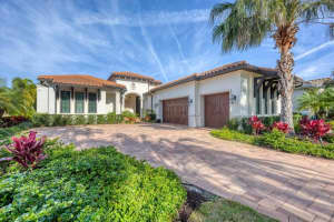 7956 MATERA COURT, LAKEWOOD RANCH, FL 34202 Sold 04/23/24