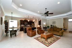 6340 LAUREL WOOD RUN, SARASOTA, FL 34243 Sold 04/01/24