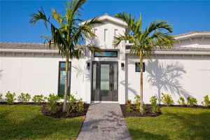 6313 SPANISH BAYONET WAY, BRADENTON, FL 34210 Sold 04/10/24
