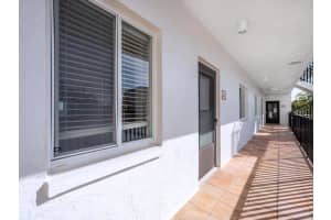 8977 MIDNIGHT PASS ROAD, SARASOTA, FL 34242 Sold 03/01/24