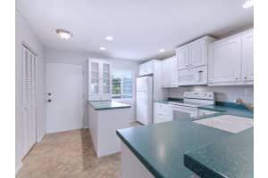 8977 MIDNIGHT PASS ROAD, SARASOTA, FL 34242 Sold 03/01/24