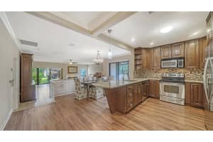 4943 KESTRAL PARK WAY, SARASOTA, FL 34231 Sold 02/15/24