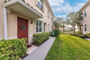 8209 ENCLAVE WAY, SARASOTA, FL 34243 Sold 05/07/24