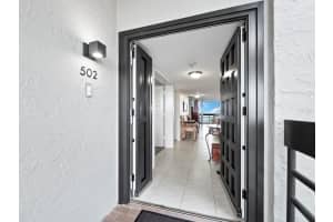 1055 GULF OF MEXICO DRIVE, LONGBOAT KEY, FL 34228 Sold 03/29/24