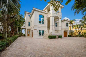 6877 GULF OF MEXICO DRIVE, LONGBOAT KEY, FL 34228 Sold 12/18/24