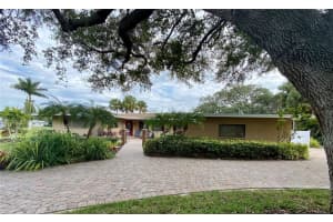 3535 FOREST LAKE DRIVE, SARASOTA, FL 34232 - MLS#MFRA4595528