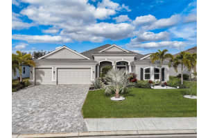 15814 39TH GLEN, PARRISH, FL 34219 Sold 04/01/24
