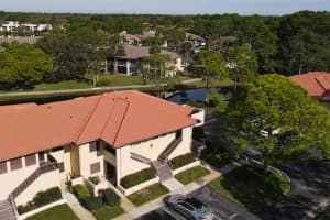 5245 LAKE VILLAGE DRIVE, SARASOTA, FL 34235 Sold 11/12/24