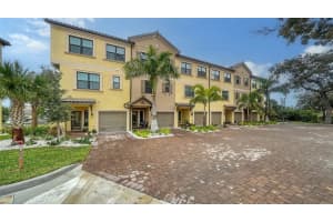 1916 MONTE CARLO DRIVE, SARASOTA, FL 34231 Sold 03/14/24