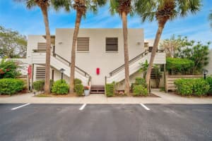 376 SPRINGDALE DRIVE, BRADENTON, FL 34210 Sold 04/09/24