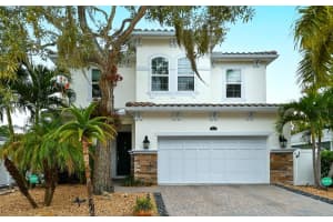 1966 HYDE PARK STREET, SARASOTA, FL 34239 Sold 07/18/24
