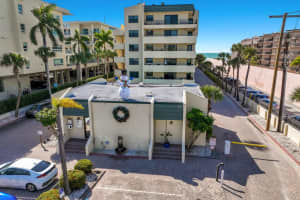 6500 MIDNIGHT PASS ROAD, SARASOTA, FL 34242 Sold 05/03/24