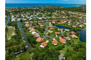 193 INLETS BOULEVARD, NOKOMIS, FL 34275 Sold 05/16/24