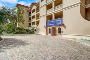 7702 LAKE VISTA COURT, LAKEWOOD RANCH, FL 34202 Sold 09/10/24