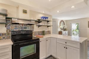 437 ISLAND CIRCLE, SARASOTA, FL 34242 Sold 09/20/24