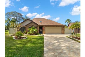 4902 81ST AVENUE TERRACE, SARASOTA, FL 34243 Sold 04/15/24