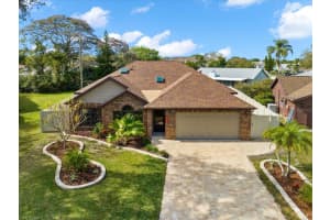 4902 81ST AVENUE TERRACE, SARASOTA, FL 34243 Sold 04/15/24