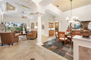5201 SAND LAKE COURT, SARASOTA, FL 34238 Sold 03/27/24