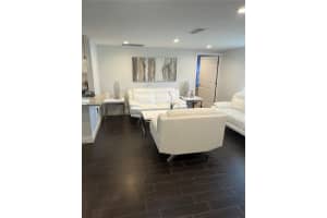 4930 CAPRI AVENUE, SARASOTA, FL 34235 Sold 05/30/24