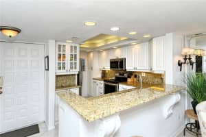 2045 GULF OF MEXICO DRIVE, LONGBOAT KEY, FL 34228 Sold 04/25/24