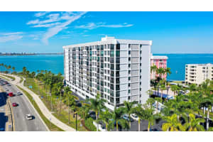 11 SUNSET DRIVE, SARASOTA, FL 34236 Sold 03/15/24