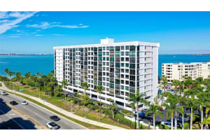 11 SUNSET DRIVE, SARASOTA, FL 34236 Sold 03/15/24