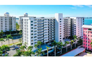 11 SUNSET DRIVE, SARASOTA, FL 34236 Sold 03/15/24