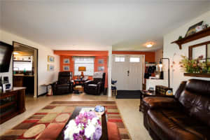 166 EASTON DRIVE, PORT CHARLOTTE, FL 33952 Sold 04/13/25