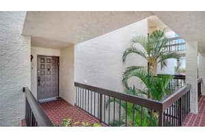 1965 GULF OF MEXICO DRIVE, LONGBOAT KEY, FL 34228 Sold 04/05/24