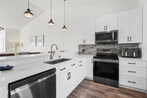 4320 MADEIRA COURT, SARASOTA, FL 34233 Sold 08/15/24