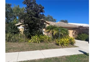 5660 BEAURIVAGE AVENUE, SARASOTA, FL 34243 Sold 04/08/24