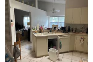 5660 BEAURIVAGE AVENUE, SARASOTA, FL 34243 Sold 04/08/24