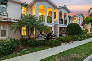 1647 NAPOLI DRIVE, SARASOTA, FL 34232 Sold 05/24/24