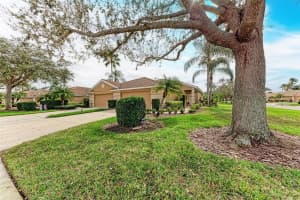 8202 SUMMER GREENS TERRACE, BRADENTON, FL 34212 Sold 04/05/24