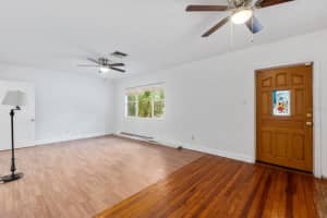 1879 HIBISCUS STREET, SARASOTA, FL 34239 Sold 03/15/24