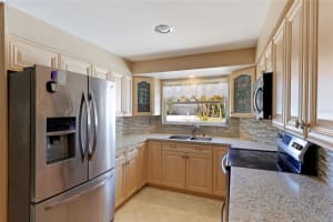 5517 AVENIDA DEL MARE, SARASOTA, FL 34242 Sold 07/09/24