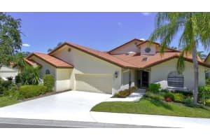 7350 Villa D Este Dr, Sarasota, FL 34238, Sold 01/26/24