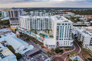 111 PINEAPPLE AVENUE, SARASOTA, FL 34236 Sold 06/26/24