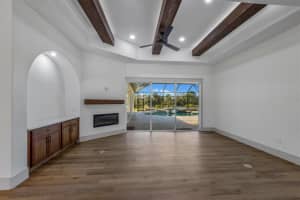 8335 EAGLE CROSSING, SARASOTA, FL 34241 Sold 04/18/24