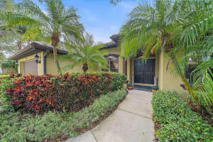 5484 OAK GROVE COURT, SARASOTA, FL 34233 Sold 05/31/24