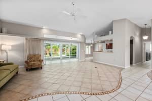 5687 COUNTRY WALK LANE, SARASOTA, FL 34233 Sold 04/30/24
