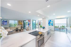 1111 GULFSTREAM AVENUE, SARASOTA, FL 34236 Sold 07/15/24